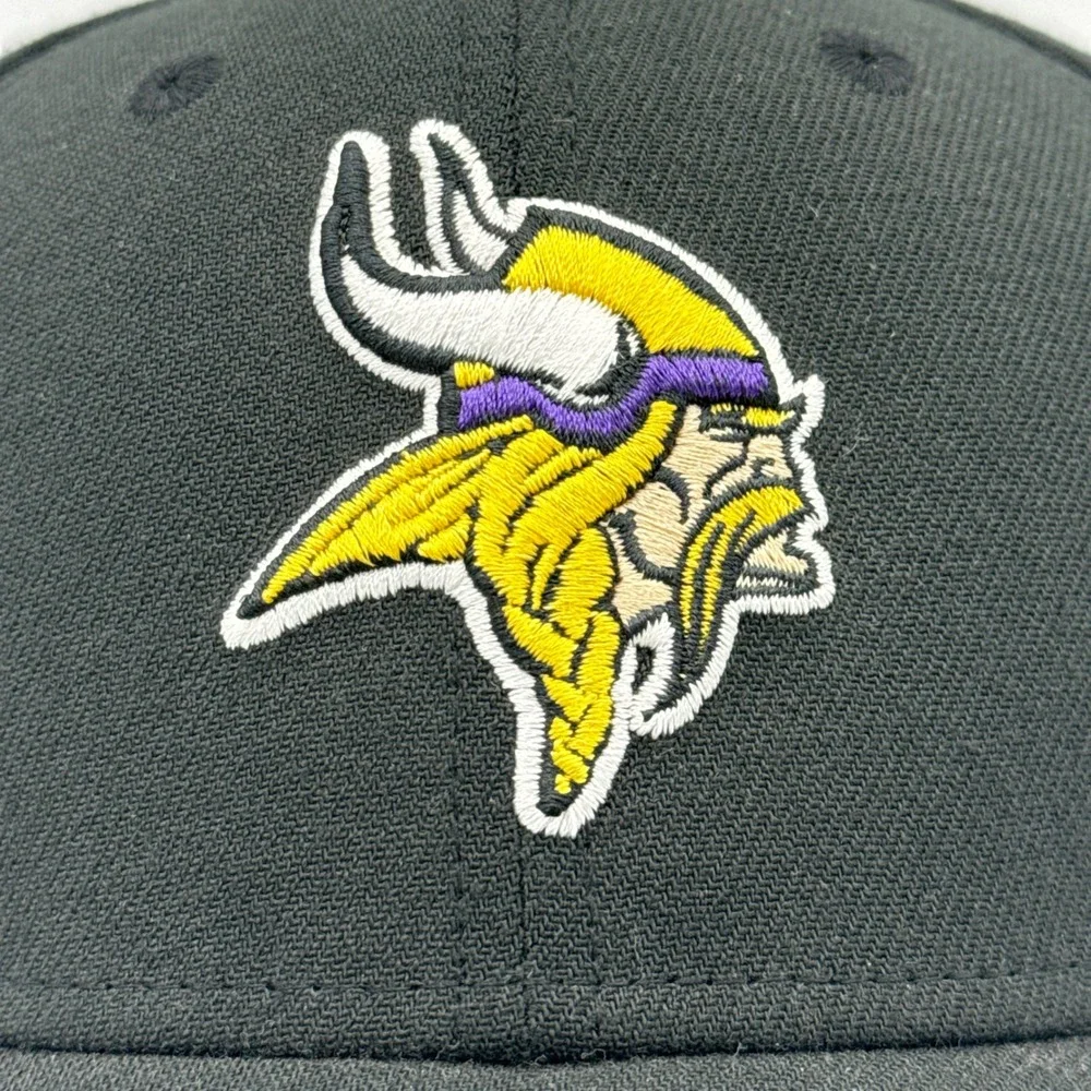 New‎ Era Hat Mens Medium-Large Minnesota Vikings Black 39Fifty NFL Stretch Fit